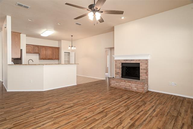 Building Photo - 302 Howard Way Dr