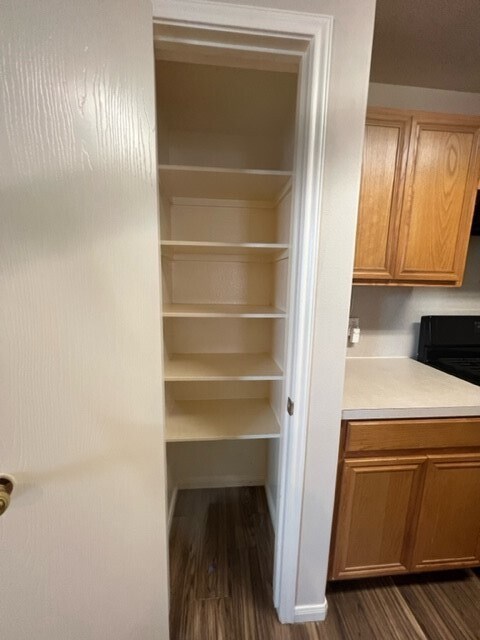 Building Photo - 6847 Arrow chase Ct