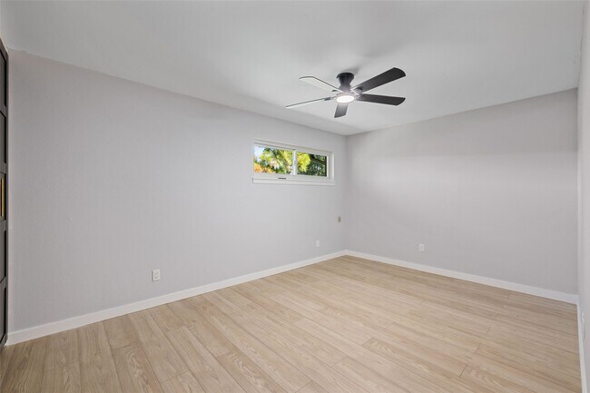 Building Photo - 909 Silber Rd