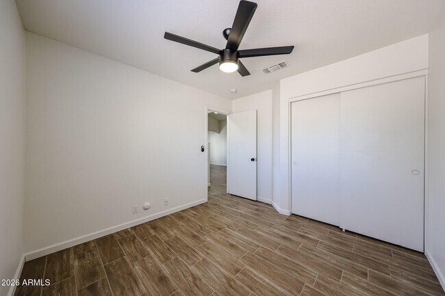 Building Photo - 4047 E Jojoba Rd