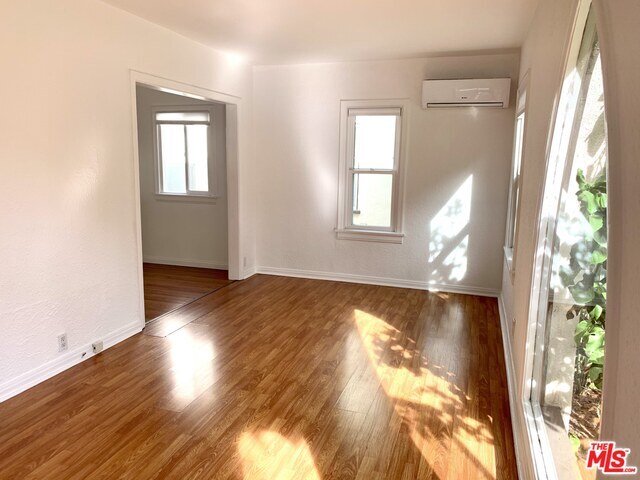 Building Photo - 4234 Lincoln Ave