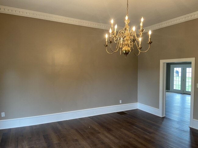 Building Photo - 11495 Guthrie Rd