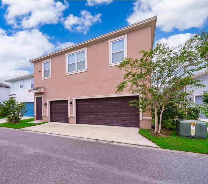 Building Photo - 9221 Smithies St