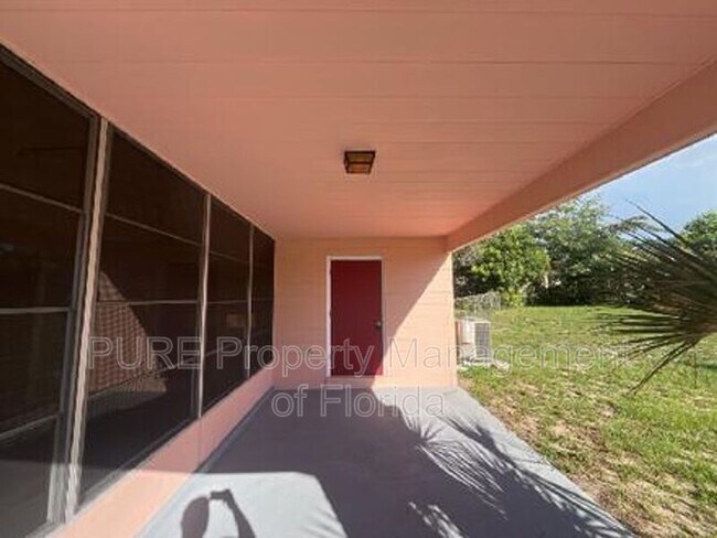 Building Photo - 17 Bahia Loop