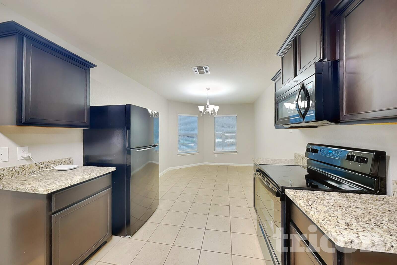 Building Photo - 3414 Summer Mdw