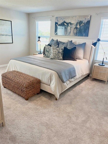 Building Photo - 8683 Holly Grv Ct