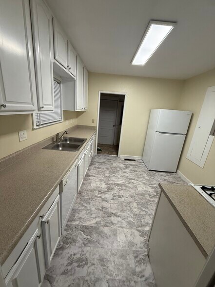 Building Photo - 1617 Georgia St