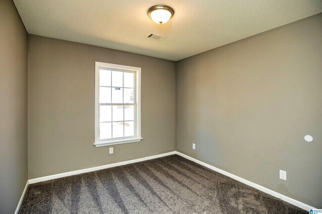 Building Photo - 12965 Brookstone Way