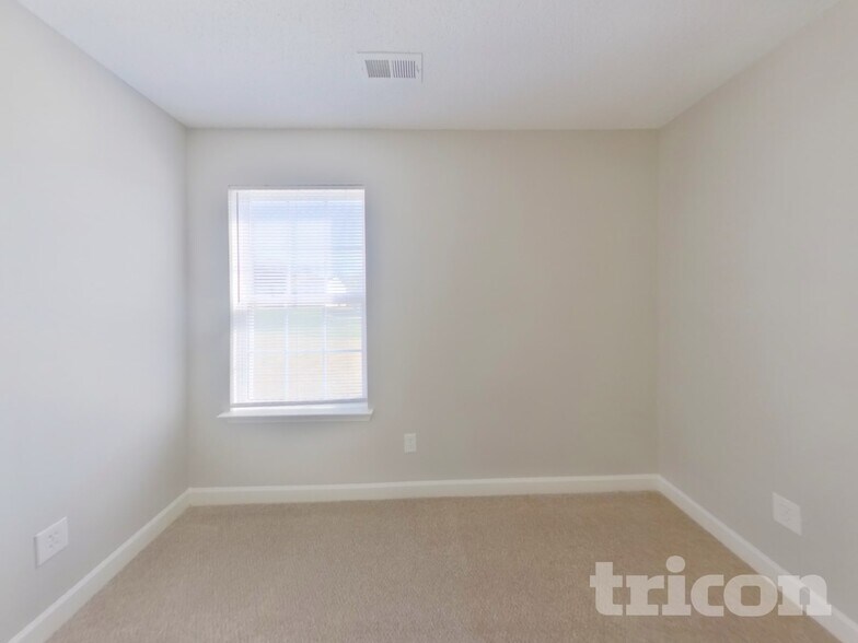 Building Photo - 9804 Bradstreet Commons Way