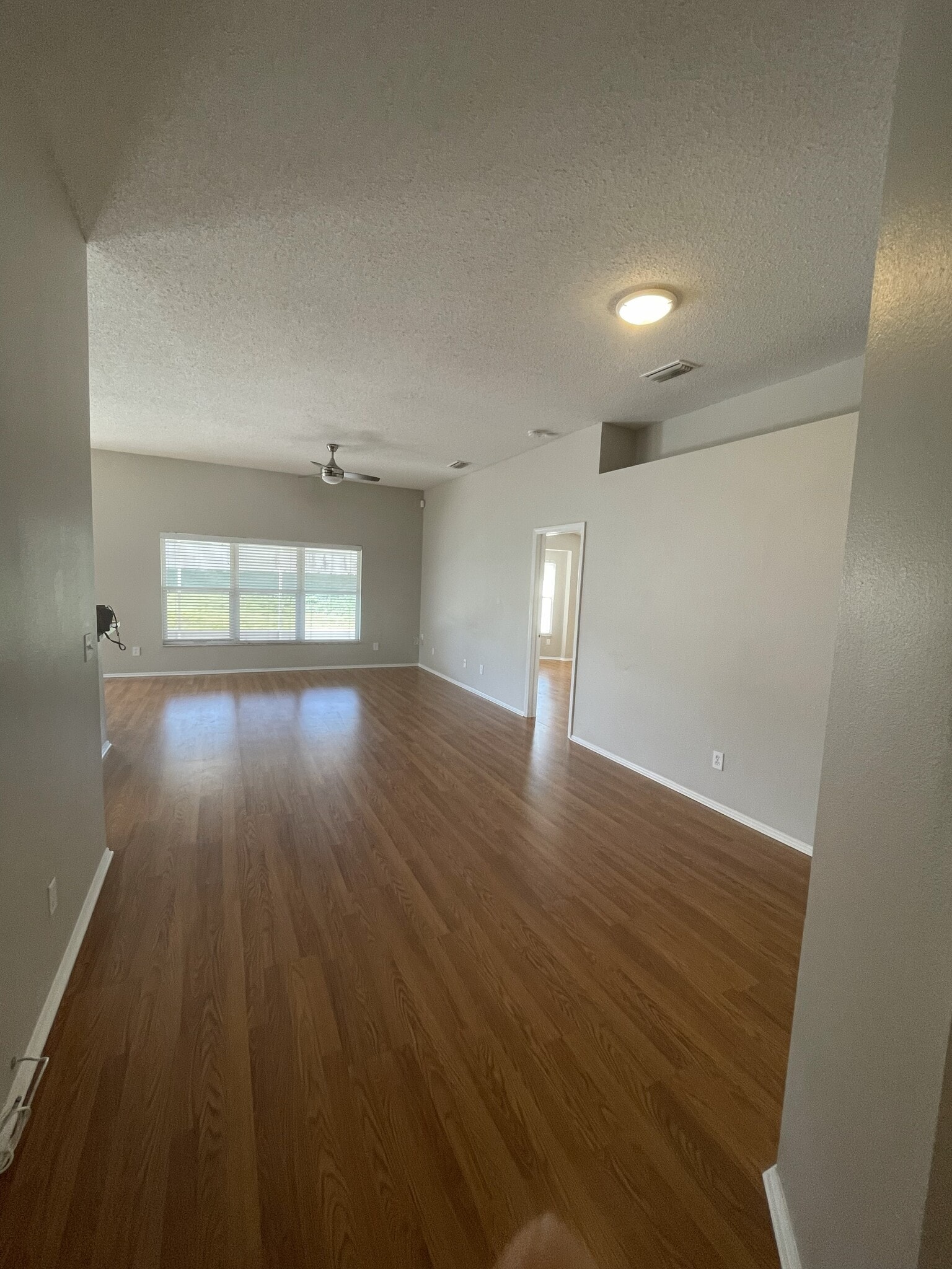 Building Photo - 554 Lake Cypress Cir