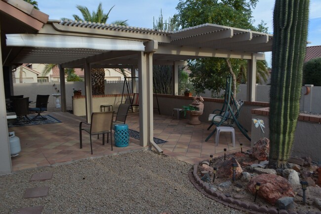Building Photo - Furnished Rental, 55+, Move In Today!