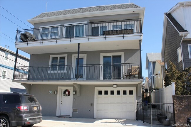 Building Photo - 20 Virginia Ave