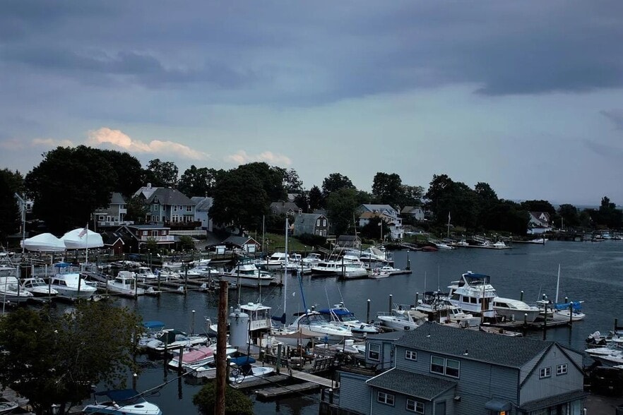 Building Photo - 6 George St