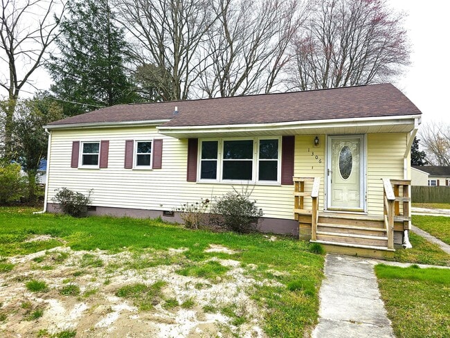 Primary Photo - 1306 Hamilton St