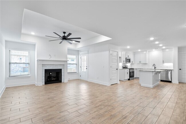 Building Photo - 4300 SW Adams Rd