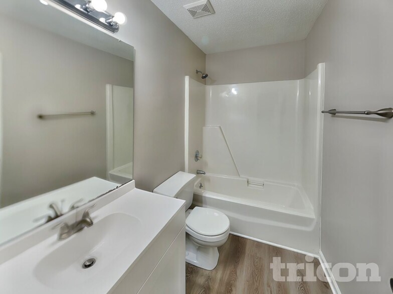 Building Photo - 4613 Jacquelyne Dr