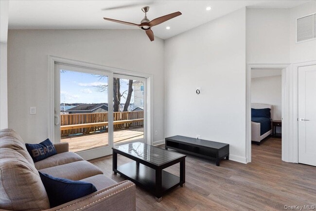 Building Photo - 73 W Tiana Rd