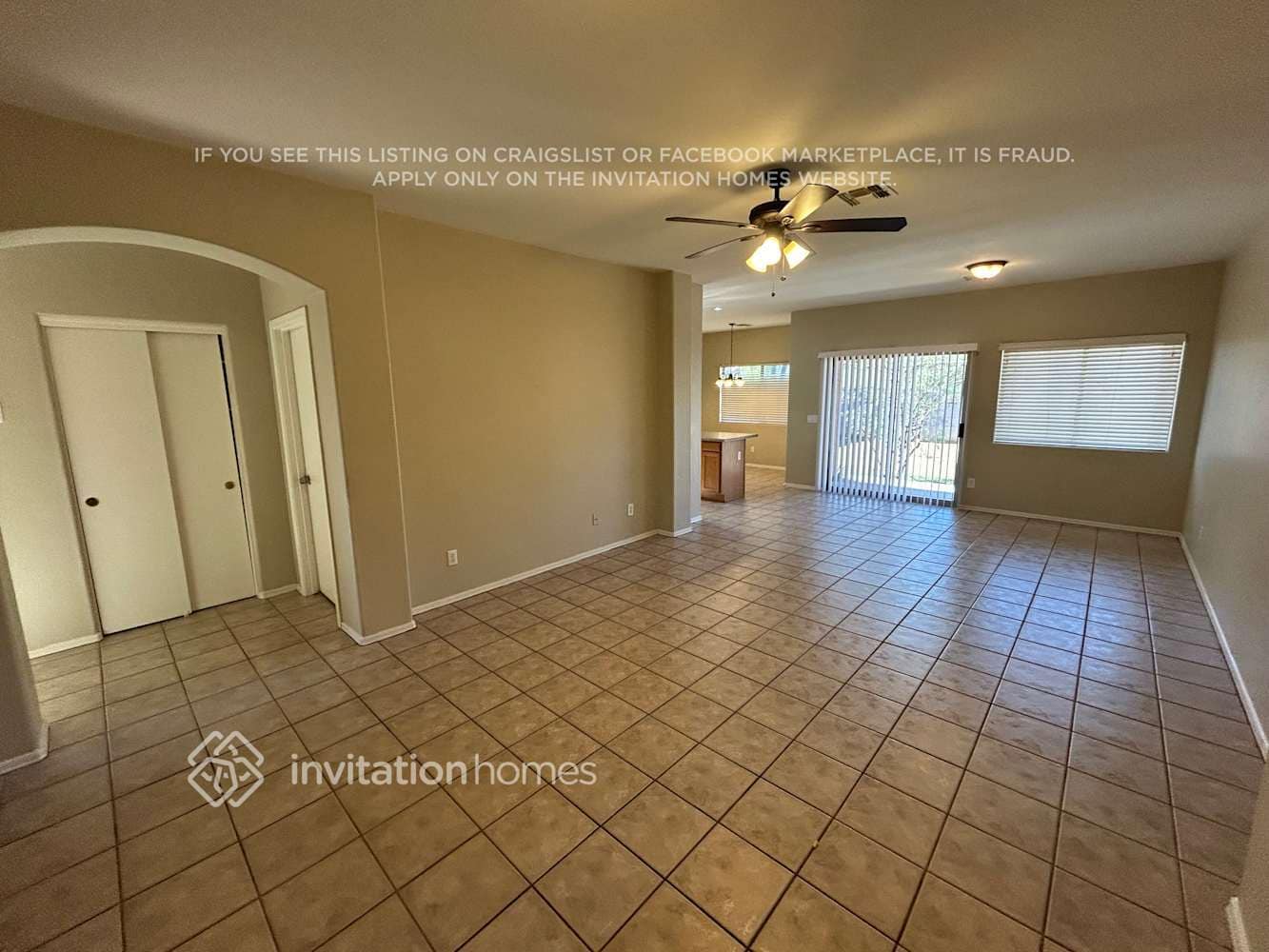 Building Photo - 1612 S 80th Dr