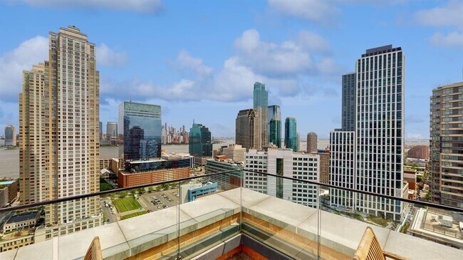 Building Photo - 10 Provost St