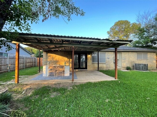 Building Photo - 5322 Vermillion Trail