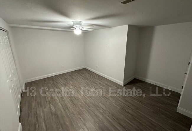Building Photo - 1456 Dale Dr