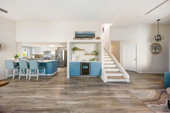 Building Photo - Spacious 6 Bedroom Home in La Verkin!