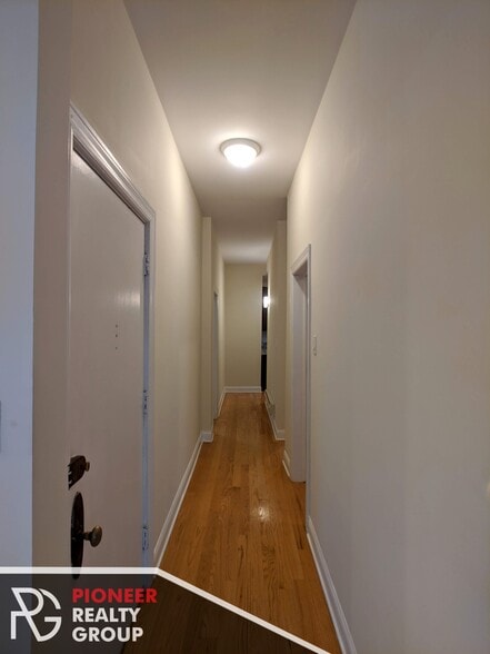 Building Photo - 1224 N Dearborn St