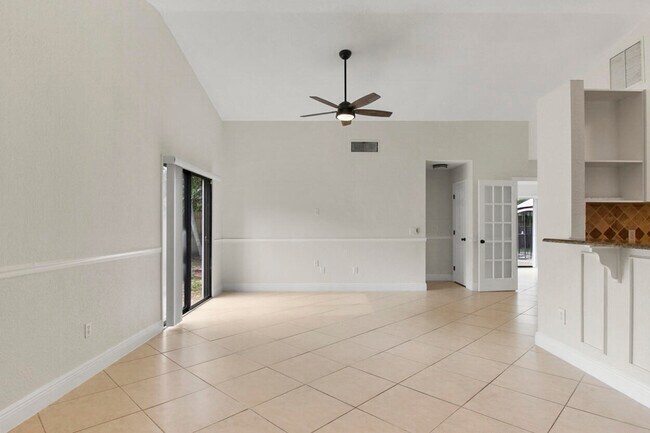 Building Photo - 7870 Blackwood Ln