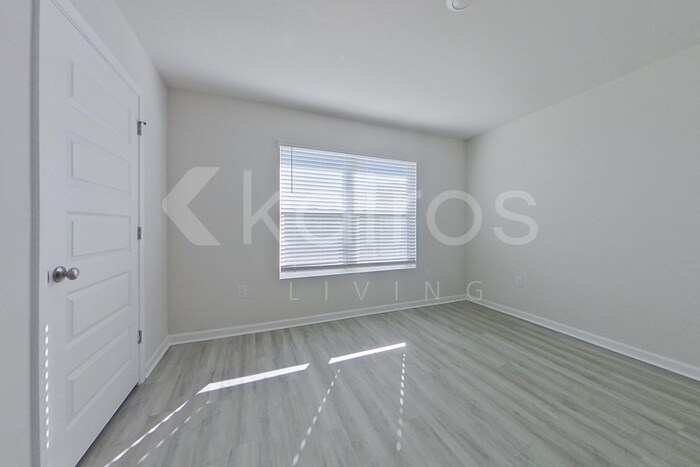 Building Photo - 4618 Malay Cir
