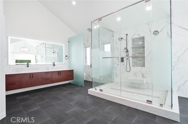 Building Photo - 24868 Paseo Primario
