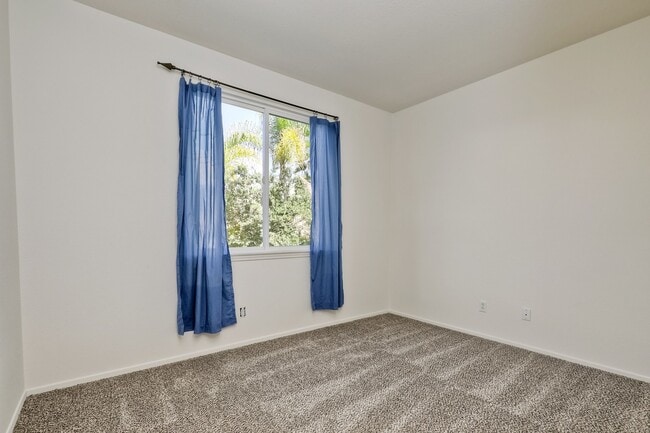 Building Photo - Charming 1-Story Corner Lot Home with Great Room & Patio