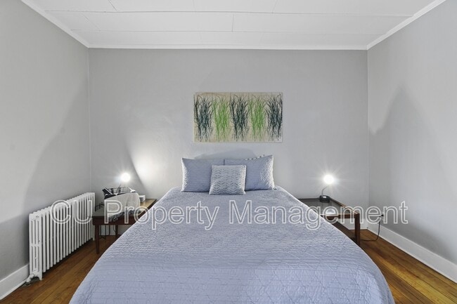 Building Photo - 415 N Neil St