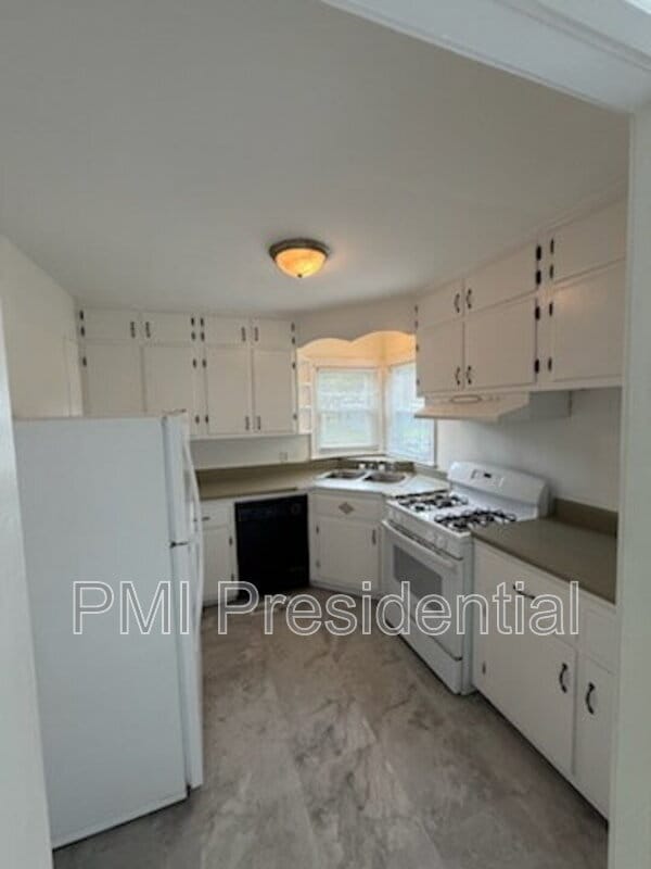 Building Photo - 3314 Granby St