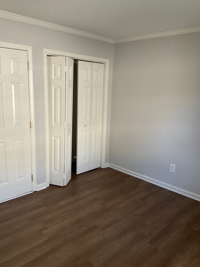 Building Photo - 9033 English Saddle Ln