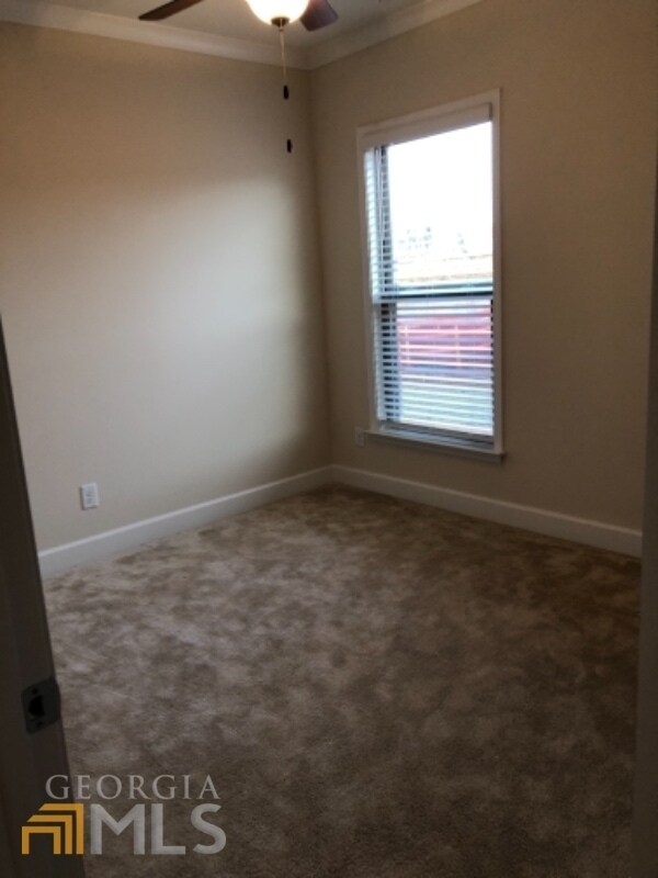 Building Photo - 128 Stamford Ave