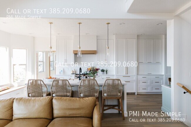 Building Photo - 1777 Crimson Oak Dr