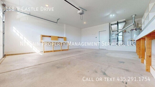 Building Photo - 168 N Castle Dr