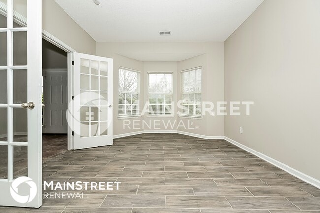 Building Photo - 6216 Polar Fox Ct
