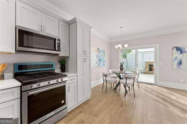 Building Photo - 502 Washington St NW