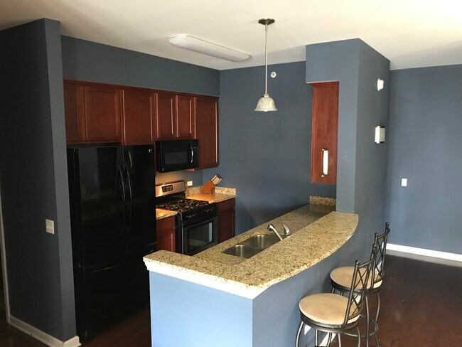 Building Photo - 50 S Grove Ave