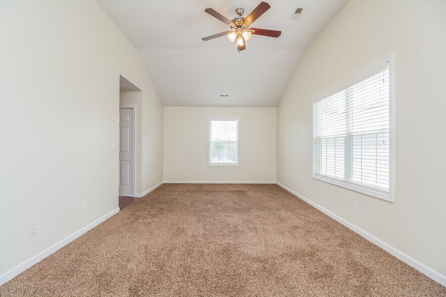 Building Photo - 2814 Tyler Ct