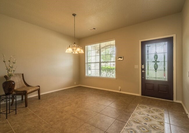 Building Photo - 11 Tidwillow Pl