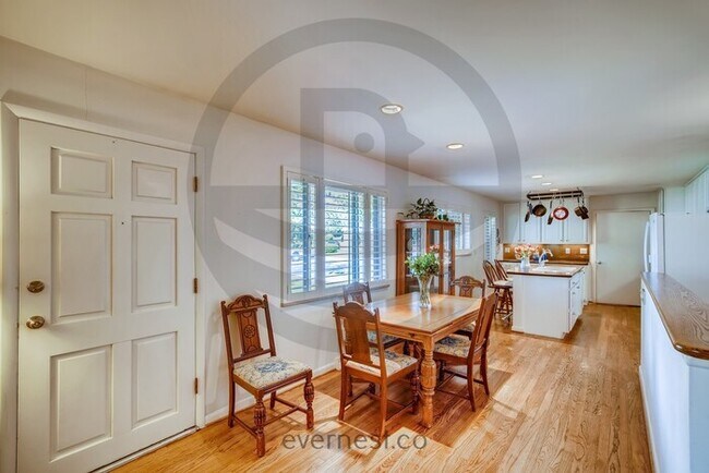 Building Photo - 4-Bed/3-Bath Home/Available Soon!