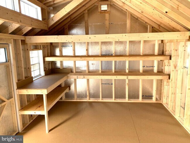 Building Photo - 10106 Crimson Cir