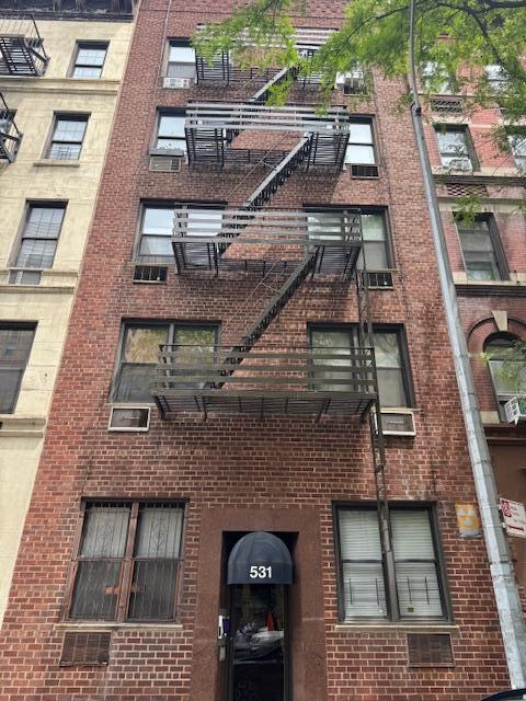 Building Photo - 531 E 87th St