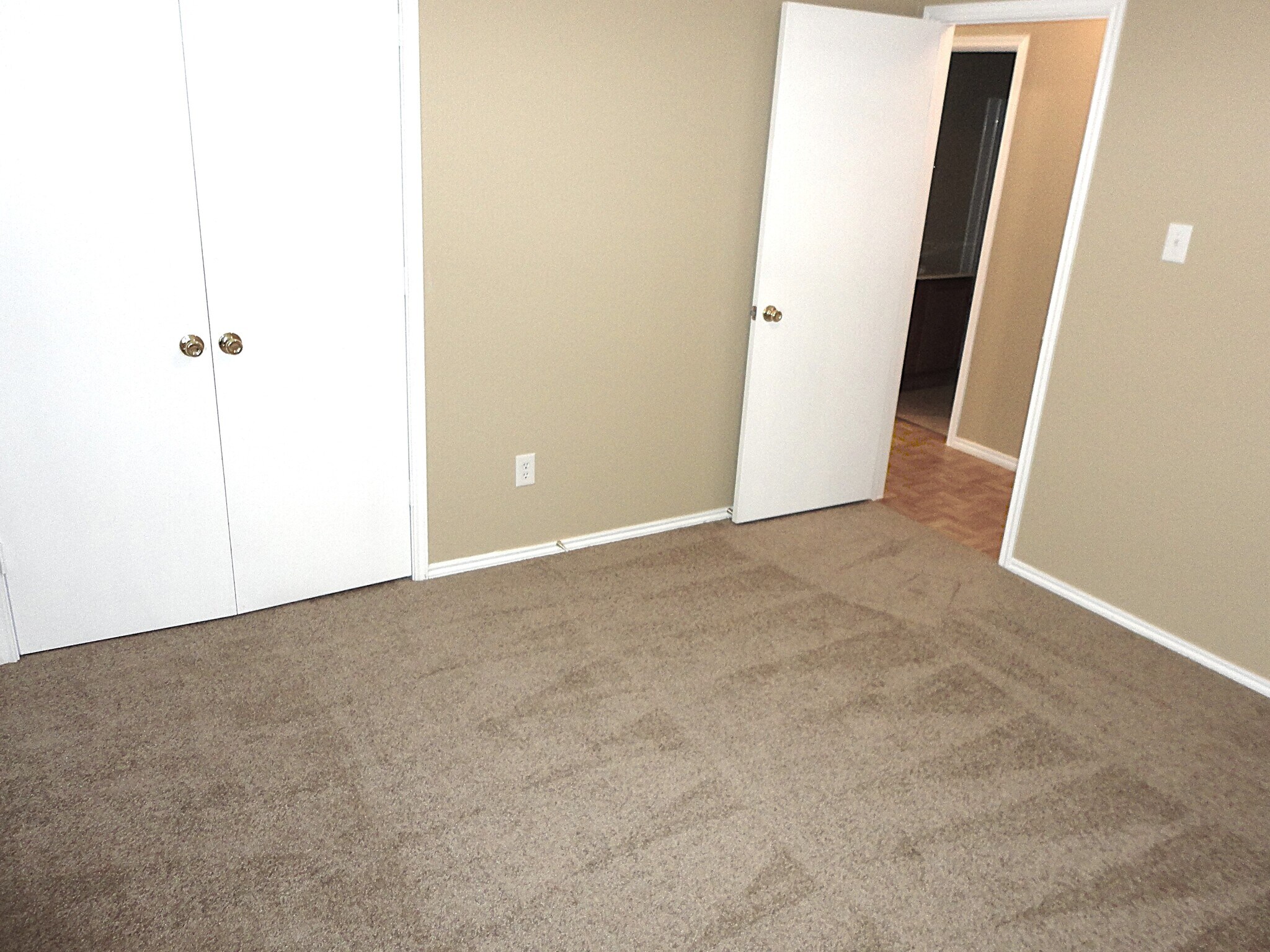 Building Photo - 9029 Quarter Horse Ln