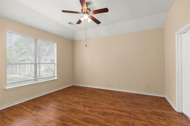 Building Photo - 16927 Fairway Glen Ln