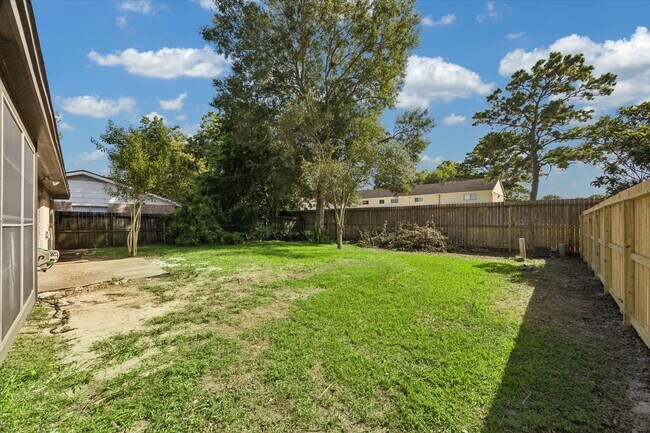 Building Photo - 17134 Barcelona Dr