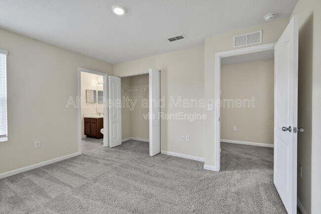 Building Photo - 7759 Legacy Trl