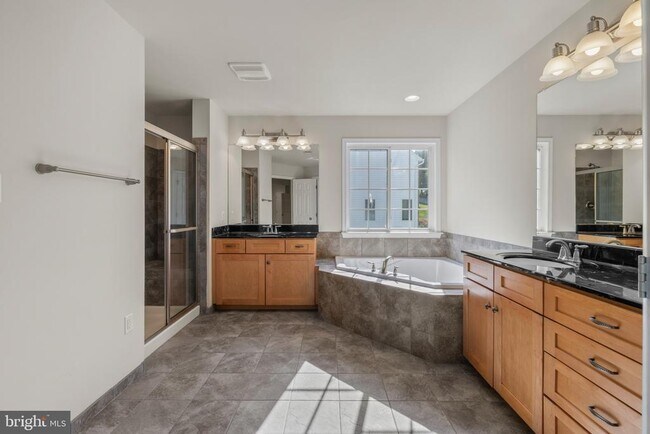 Building Photo - 9724 Centennial Meadows Ln